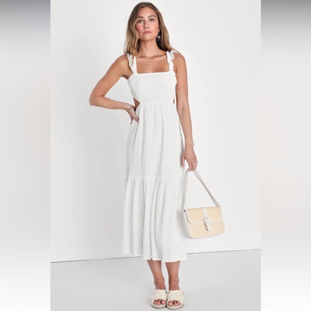 Lulus Dreamiest Darling White Smocked Tie-Back Tiered Midi Dress - size medium